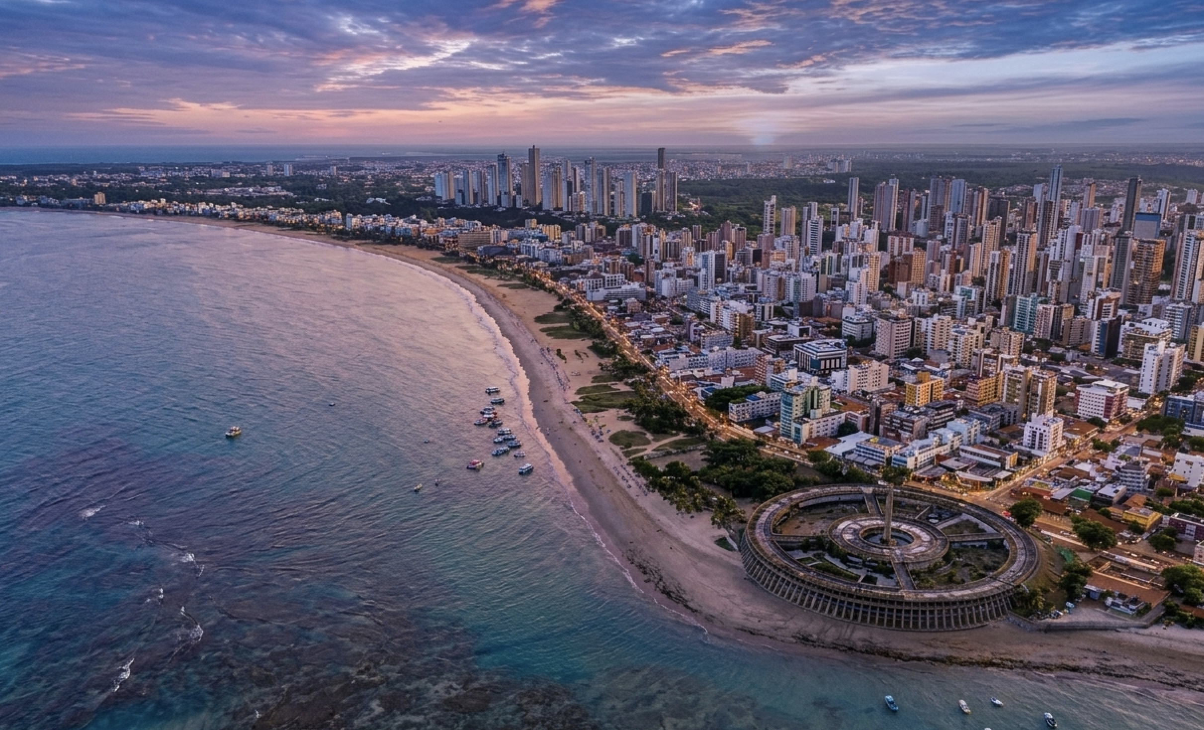 Justiça determina liberação de habite-se na orla de João Pessoa